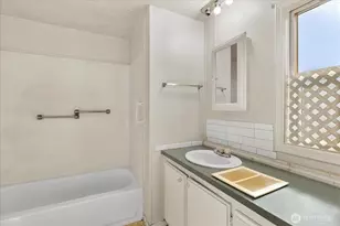 4111 164th Street SW, Lynnwood, WA 98087 - Photo 18