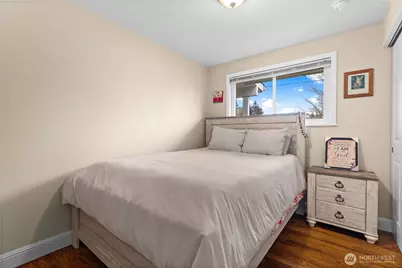 703 22nd Street SE, Auburn, WA 98002 - Photo 8