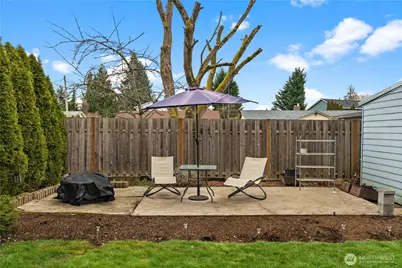 703 22nd Street SE, Auburn, WA 98002 - Photo 12