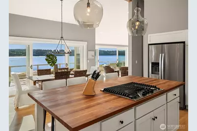 13967 SW 248th Street, Vashon, WA 98070 - Photo 12