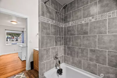 909 W Market Street, Aberdeen, WA 98520 - Photo 20