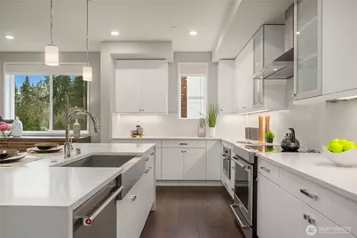 23121 NE 8th Street #A4, Sammamish, WA 98074 - Photo 14