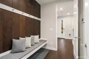 23121 NE 8th St, Sammamish, WA 98074 - Photo 4