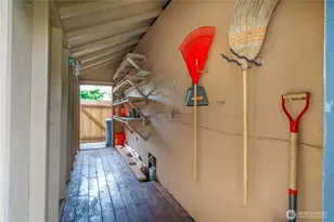 8718 48th Pl W, Mukilteo, WA 98275 - Photo 30