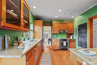 2221 Virginia Avenue, Everett, WA 98201 - Photo 12