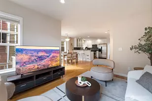 1512 NW 57th St, Seattle, WA 98107 - Photo 2