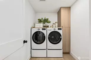 3695 122nd Ave SE, Bellevue, WA 98006 - Photo 32