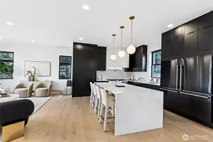 3695 122nd Ave SE, Bellevue, WA 98006 - Photo 4