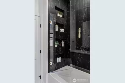 3695 122nd Avenue SE, Bellevue, WA 98006 - Photo 28