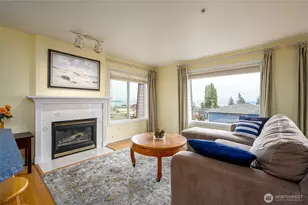 910 34th St, Anacortes, WA 98221 - Photo 1