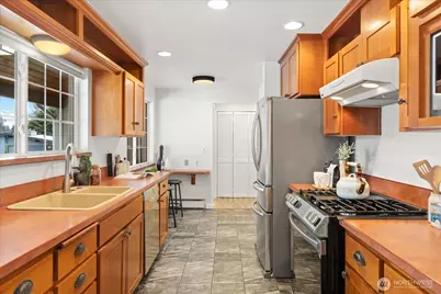 17925 72nd Avenue W, Edmonds, WA 98026 - Photo 12