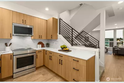 4408 D 50th Avenue S, Seattle, WA 98118 - Photo 18