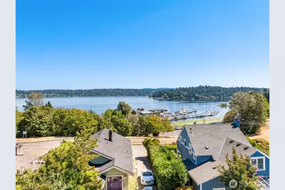 4408 B 50th Avenue S, Seattle, WA 98118 - Photo 2