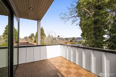 4408 B 50th Avenue S, Seattle, WA 98118 - Photo 16