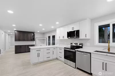 4403 106th Place NE, Marysville, WA 98271 - Photo 4