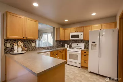 1615 Cottman Avenue, Bremerton, WA 98312 - Photo 8