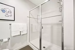 3671 Dayton Ave N, Seattle, WA 98103 - Photo 16