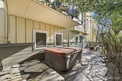 3671 Dayton Avenue N #2, Seattle, WA 98103 - Photo 24