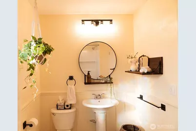 325 Almira Avenue, Connell, WA 99326 - Photo 12