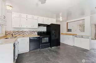 232 Bridgeway, Everett, WA 98201 - Photo 12