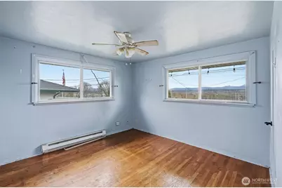 232 Bridgeway, Everett, WA 98201 - Photo 16