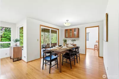 1058 NE 106th Street, Seattle, WA 98125 - Photo 4