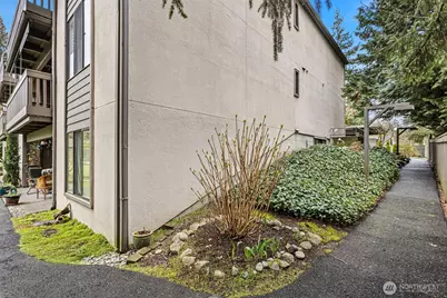1602 NE 140th Street #N2, Seattle, WA 98125 - Photo 28