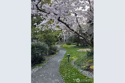 1602 NE 140th Street #N2, Seattle, WA 98125 - Photo 36