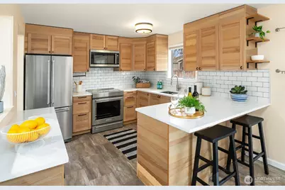 19110 NE 173rd Street, Woodinville, WA 98072 - Photo 10