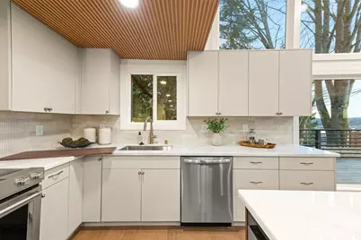 15505 62nd Place NE, Kenmore, WA 98028 - Photo 10