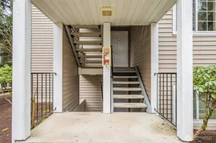 10016 NE 120th Ln, Kirkland, WA 98034 - Photo 4