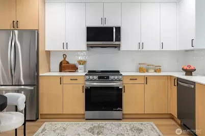 18011 2nd Avenue NE #A, Shoreline, WA 98155 - Photo 4