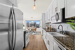 1214 Taylor Ave N, Seattle, WA 98109 - Photo 16