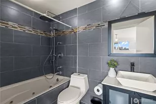 1214 Taylor Ave N, Seattle, WA 98109 - Photo 20