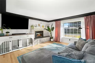 912 9th St NW, Puyallup, WA 98371 - Photo 4