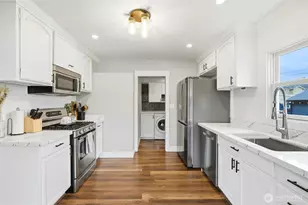 238 N Washington Ave, Arlington, WA 98223 - Photo 8