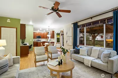 14027 SE 281st Street, Kent, WA 98042 - Photo 8