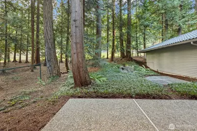 13619 NE 28th St, Bellevue, WA 98005 - Photo 34