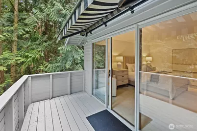 13619 NE 28th St, Bellevue, WA 98005 - Photo 26