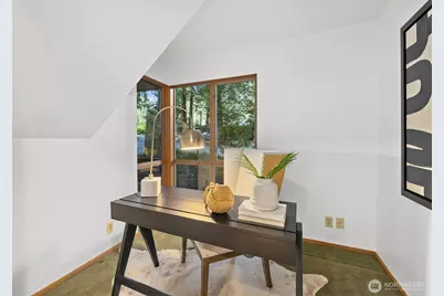 13619 NE 28th St, Bellevue, WA 98005 - Photo 18