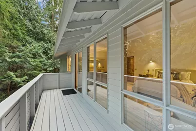 13619 NE 28th St, Bellevue, WA 98005 - Photo 22