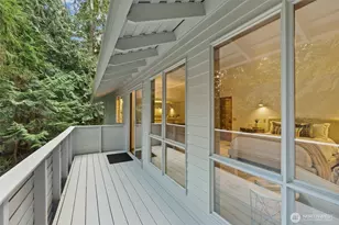 13619 NE 28th St, Bellevue, WA 98005 - Photo 22