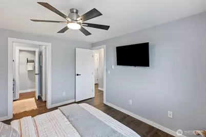 3330 Narrows View Lane NE #201, Bremerton, WA 98310 - Photo 18