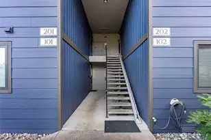 3330 Narrows View Ln NE, Bremerton, WA 98310 - Photo 2