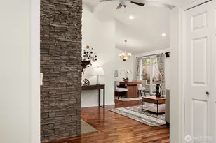 6203 144th Ave NE, Redmond, WA 98052 - Photo 2