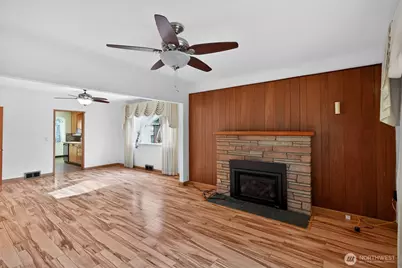 2004 30th Avenue S, Seattle, WA 98144 - Photo 4