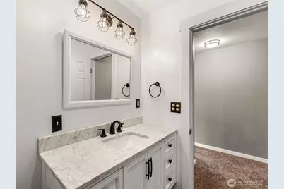 709 Schons Place, Wenatchee, WA 98801 - Photo 14
