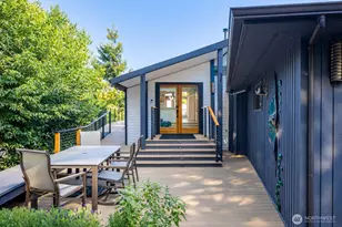 13884 Polaris Point Ln, Anacortes, WA 98221 - Photo 32