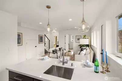 7521 12th Avenue NW, Seattle, WA 98117 - Photo 14