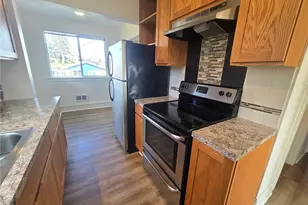 1035 W 8th St, Port Angeles, WA 98363 - Photo 20